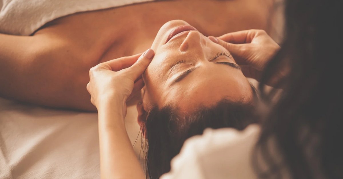 Curso de Masaje Facial Kobido