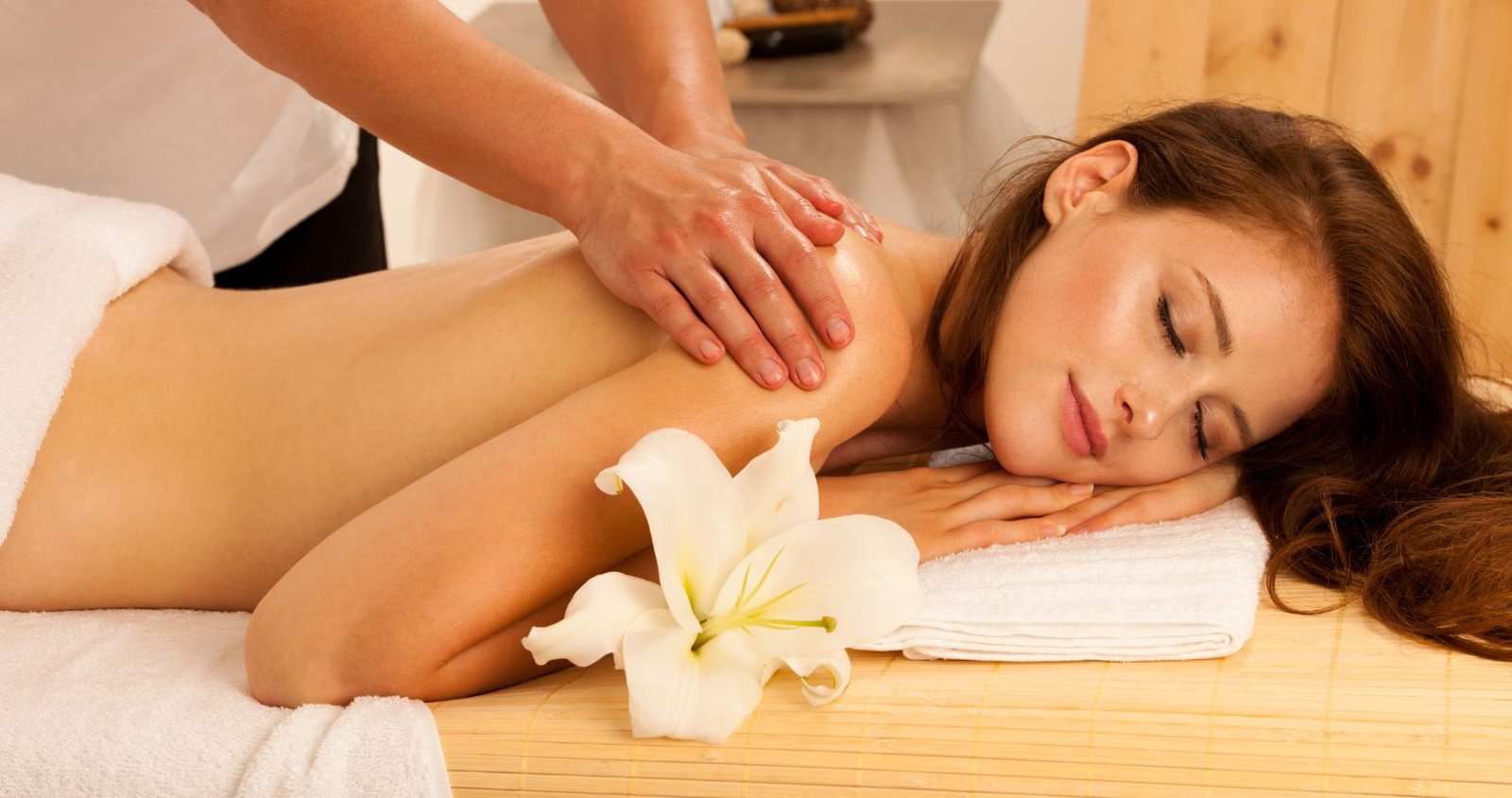 Masaje Antiestrés en Málaga Teatinos – Elena Quispe